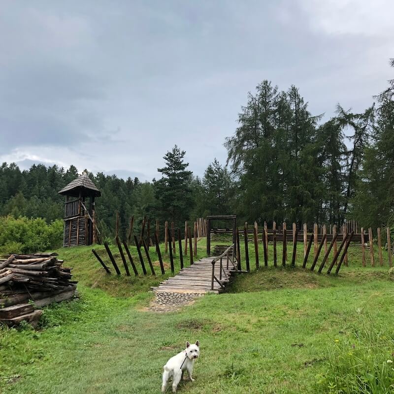 Archeoskanzen Havránok